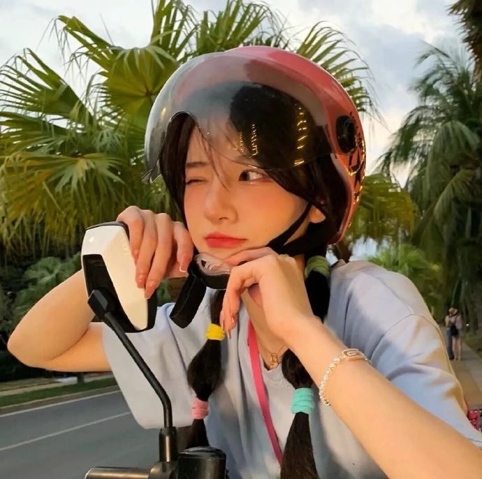 永野芽郁（饰 三条燕） - 恐怖电影无删减在线观看 - 平板看电影